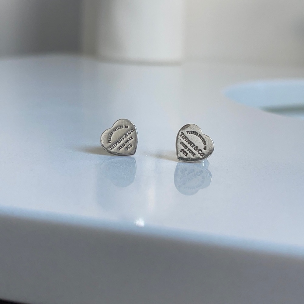 Tiffany Heart Tag Stud Earrings